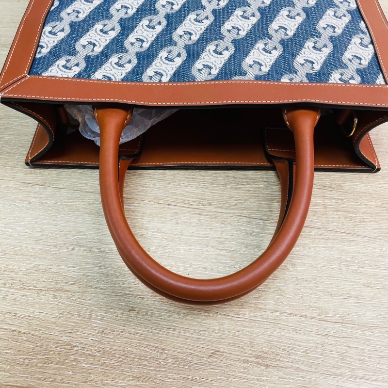 CELINE Tote 托特包 Maillon Triomphe凱旋門 提花豎款手袋-12