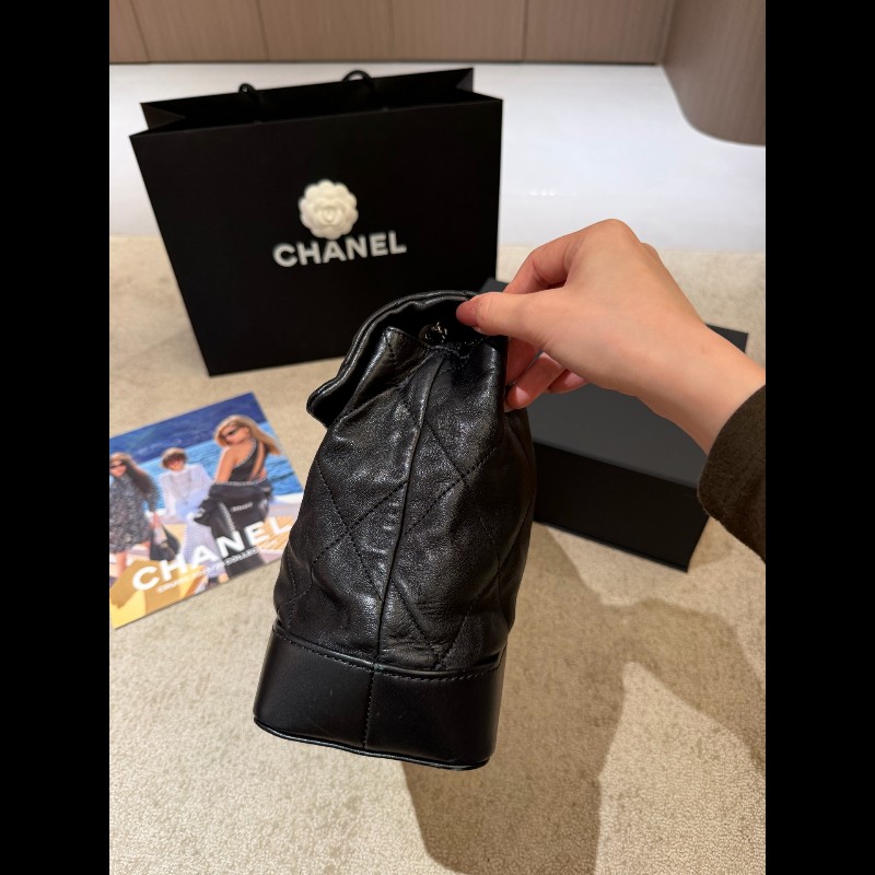 CHANEL黑銀羊皮硬底機場包肩背包-3