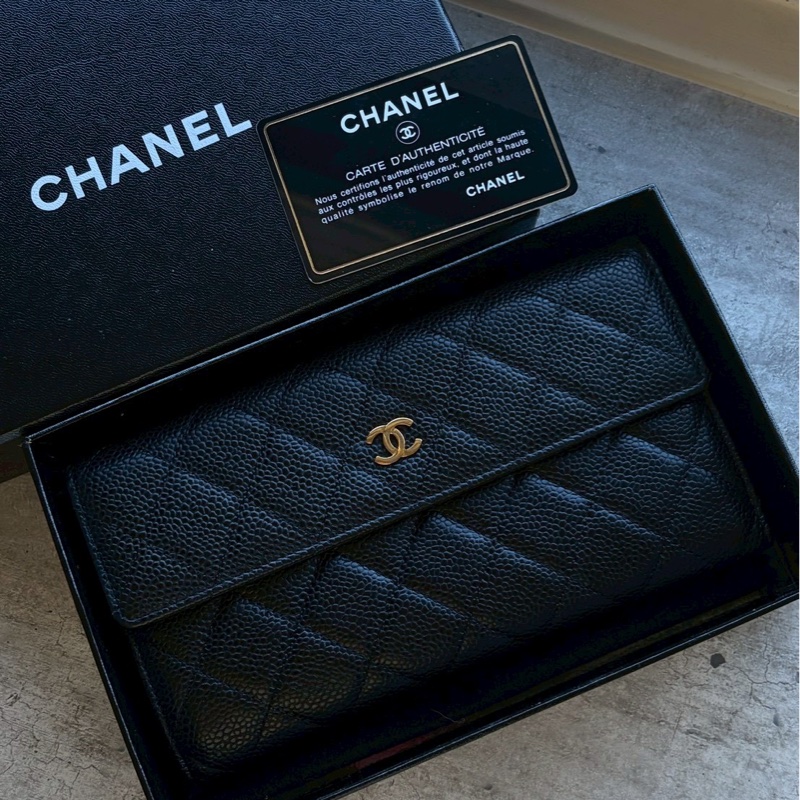 Chanel黑金牛皮信封長夾-0