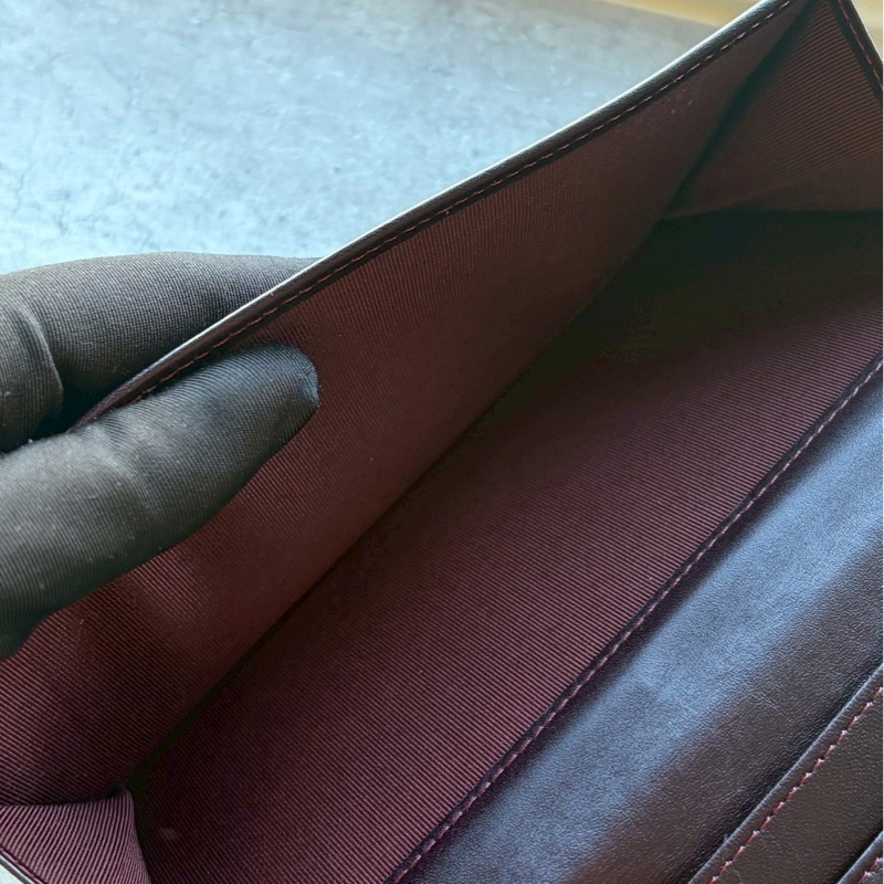 Chanel黑金牛皮信封長夾-11