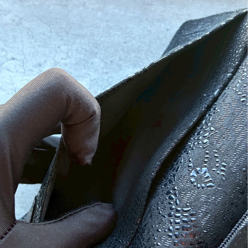 Chanel黑銀蕾絲造型掀蓋長夾-8