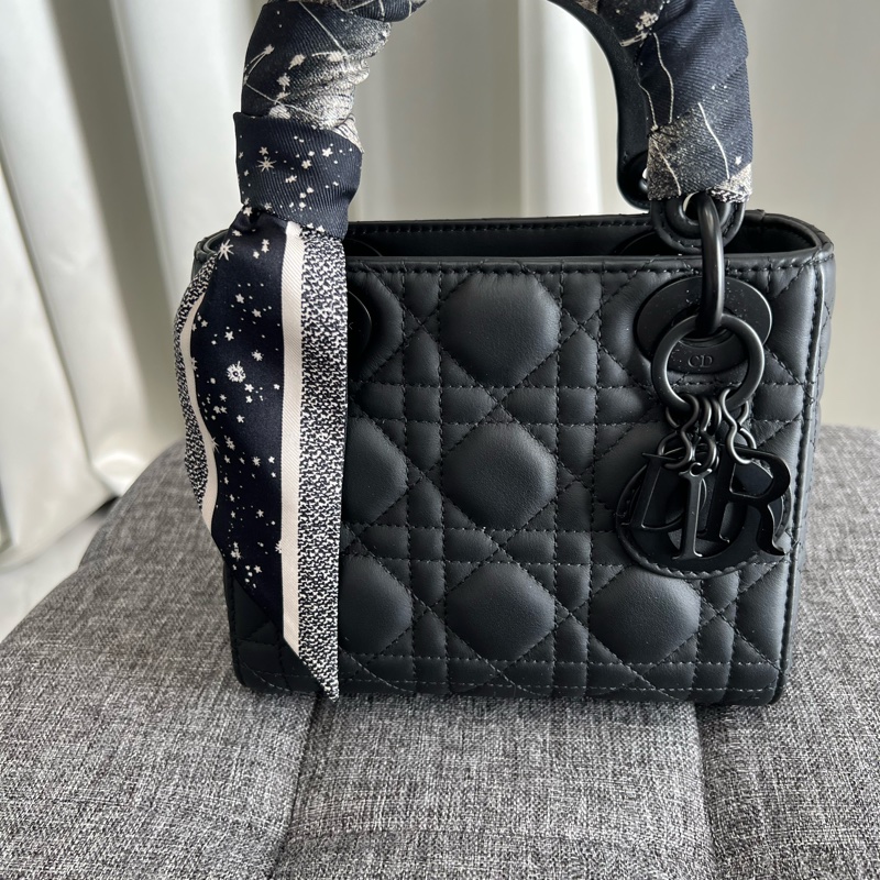 Dior Dior 迪奧Lady Dior Micro 3格籐格紋羊皮包-0