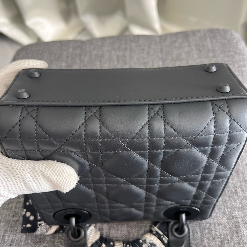 Dior Dior 迪奧Lady Dior Micro 3格籐格紋羊皮包-3