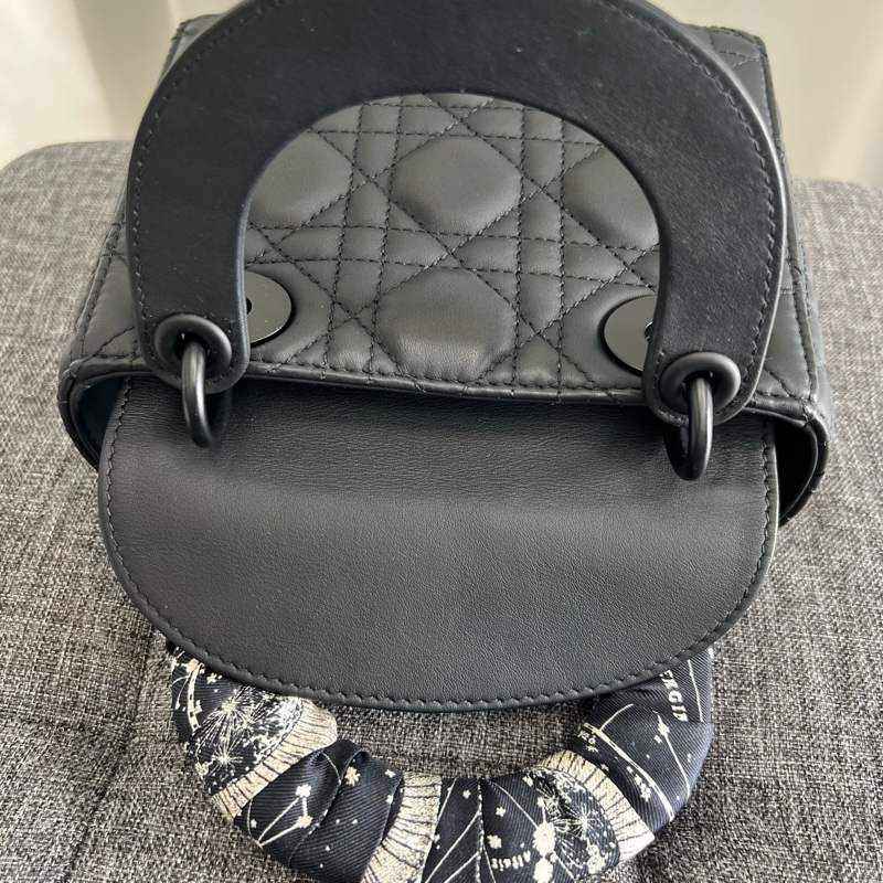 Dior Dior 迪奧Lady Dior Micro 3格籐格紋羊皮包-4