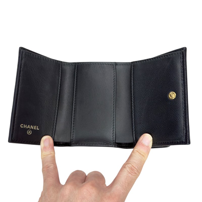 CHANEL Boy 荔枝皮 多摺 迷你銀包-21