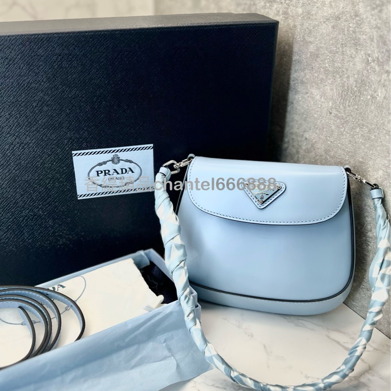 💗香緹國際精品💗 693 Prada Cleo 翻蓋單肩包 小號 水藍色 贈送原廠絲巾-0