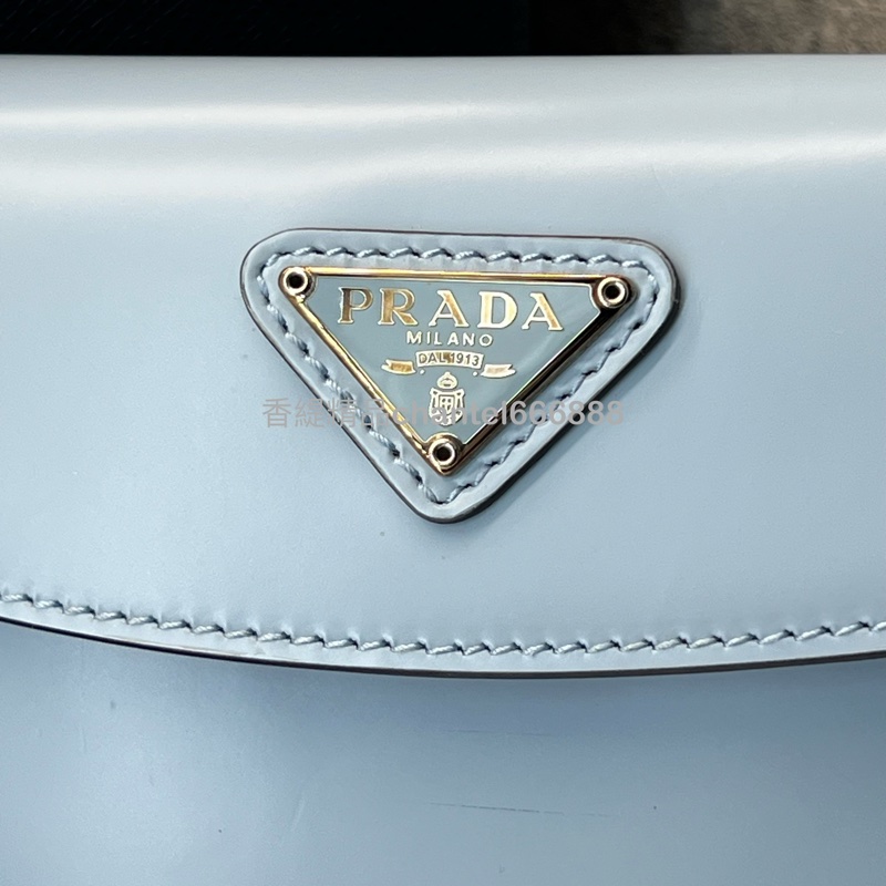 💗香緹國際精品💗 693 Prada Cleo 翻蓋單肩包 小號 水藍色 贈送原廠絲巾-1