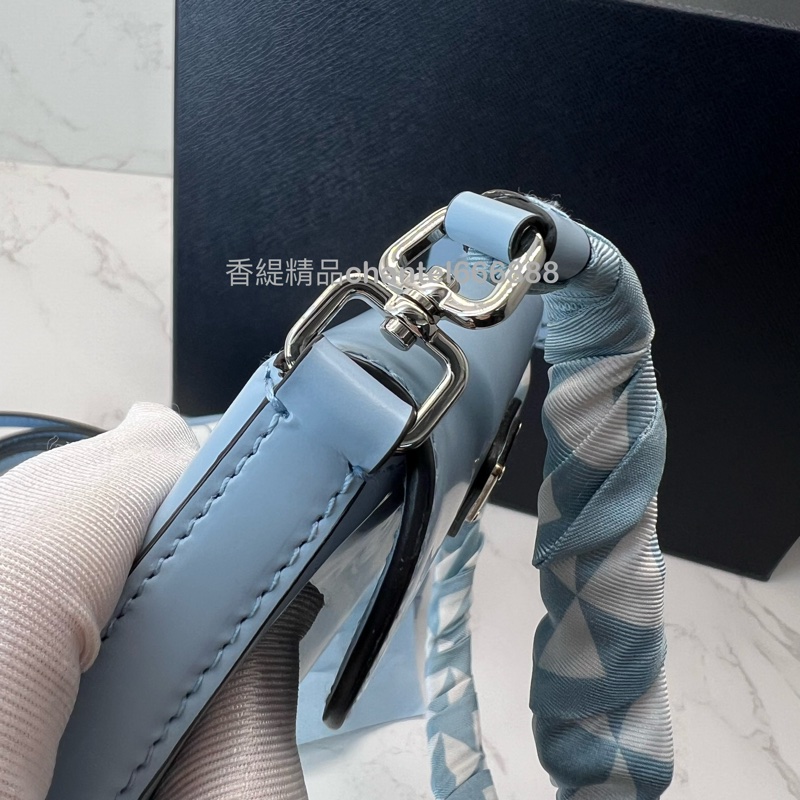 💗香緹國際精品💗 693 Prada Cleo 翻蓋單肩包 小號 水藍色 贈送原廠絲巾-6