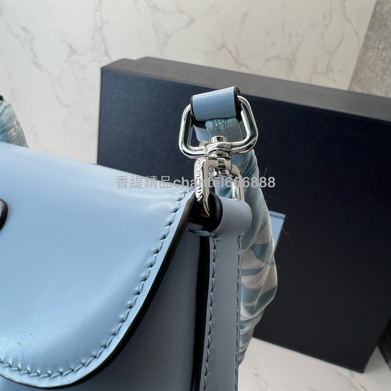 💗香緹國際精品💗 693 Prada Cleo 翻蓋單肩包 小號 水藍色 贈送原廠絲巾-7