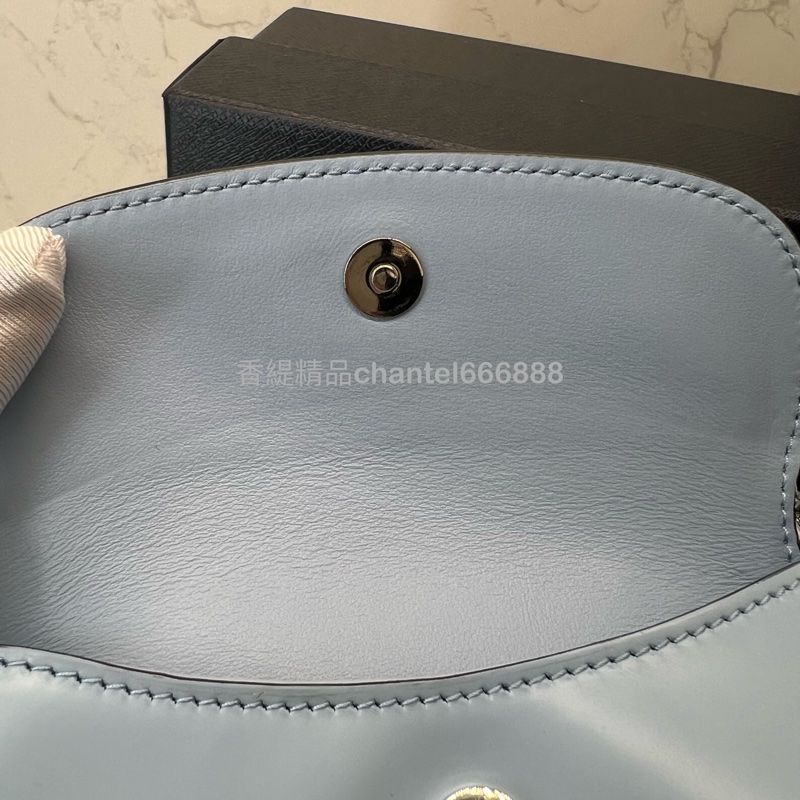 💗香緹國際精品💗 693 Prada Cleo 翻蓋單肩包 小號 水藍色 贈送原廠絲巾-8