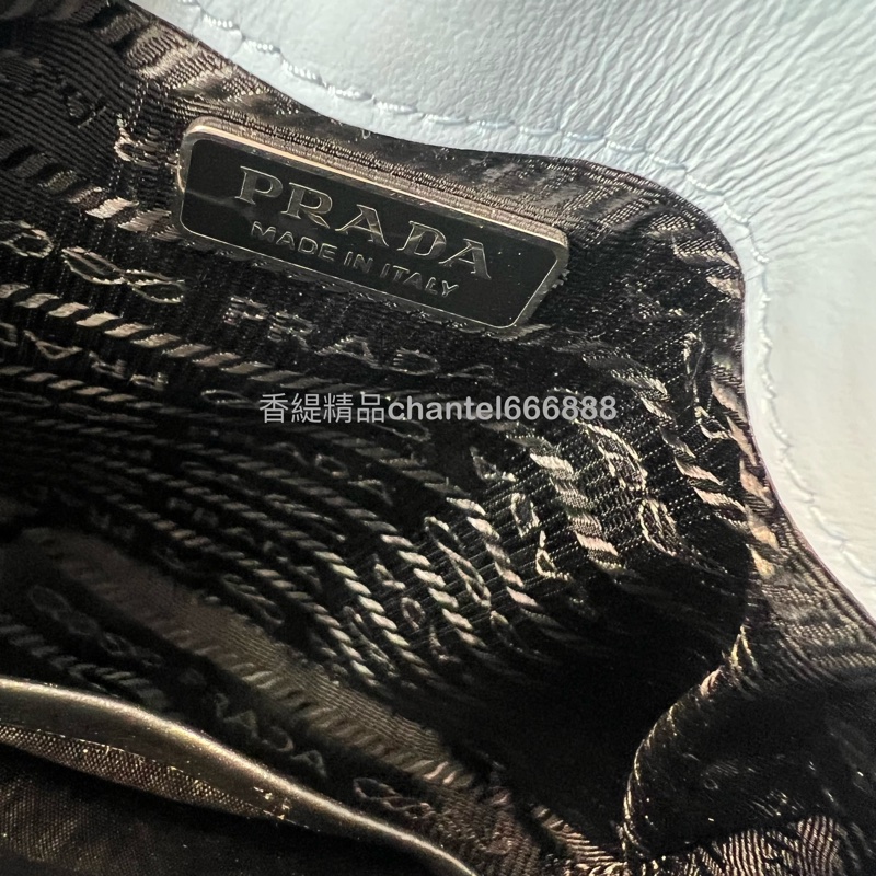 💗香緹國際精品💗 693 Prada Cleo 翻蓋單肩包 小號 水藍色 贈送原廠絲巾-11