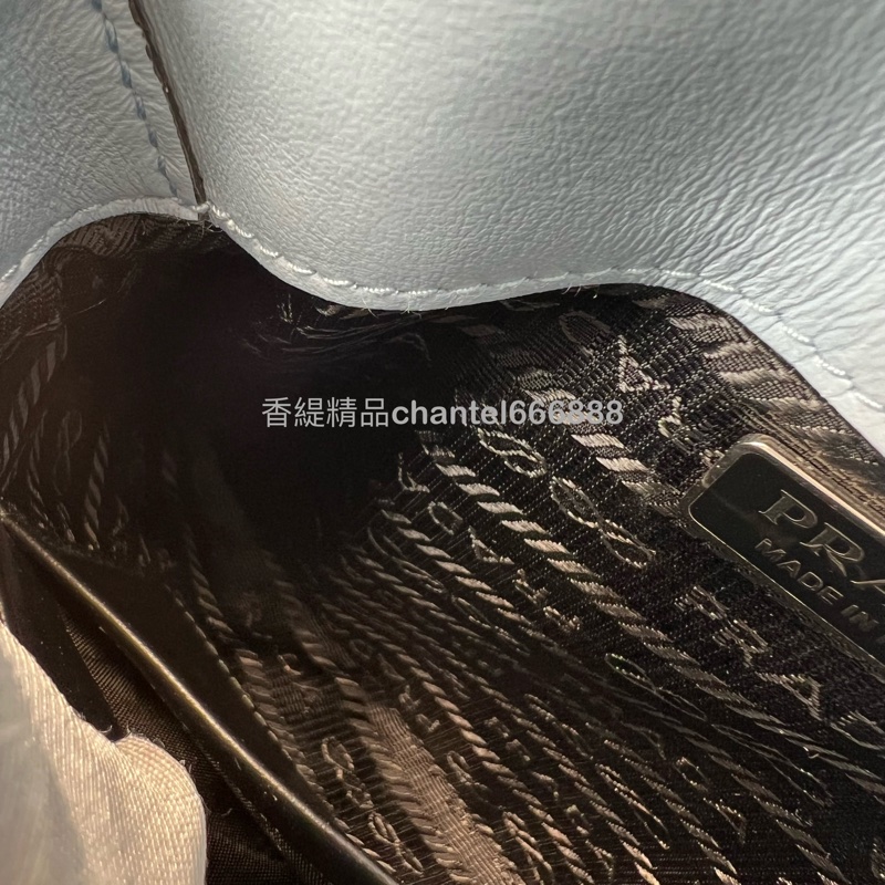 💗香緹國際精品💗 693 Prada Cleo 翻蓋單肩包 小號 水藍色 贈送原廠絲巾-12