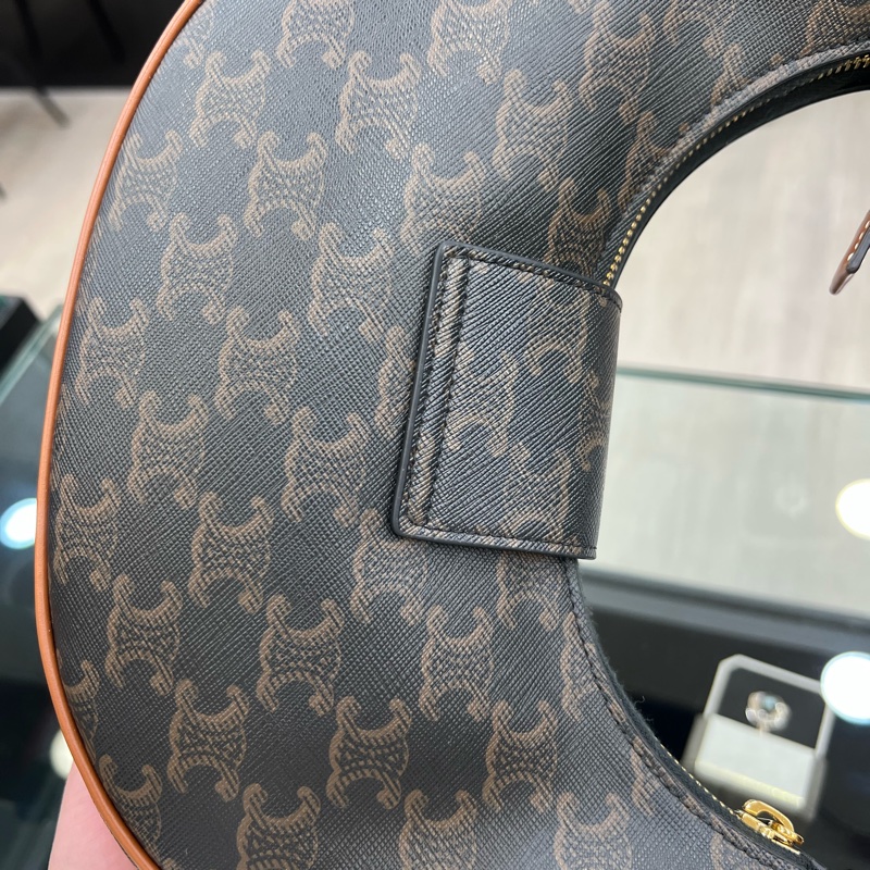 CELINE Ava Triomphe 中號手袋-1