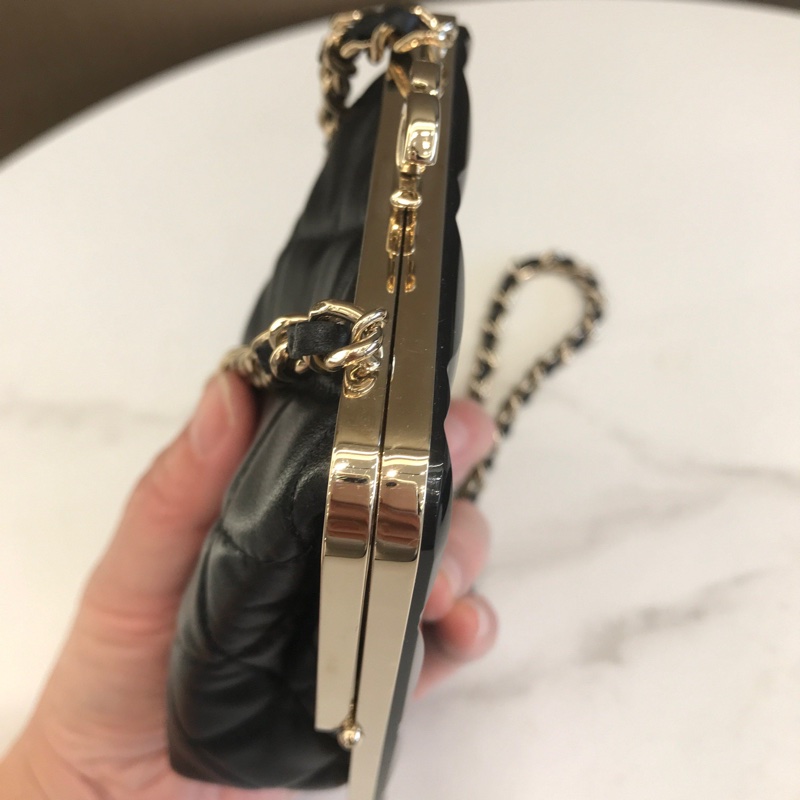Chanel 黑金 夾子晚宴包 鏈條包 尺寸約13*10.5*4.5 31編碼 包身內里乾淨 配件 塵袋 卡-7