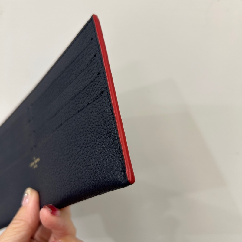 LV 海軍藍牛皮壓紋三合一信封鏈包M64099-12