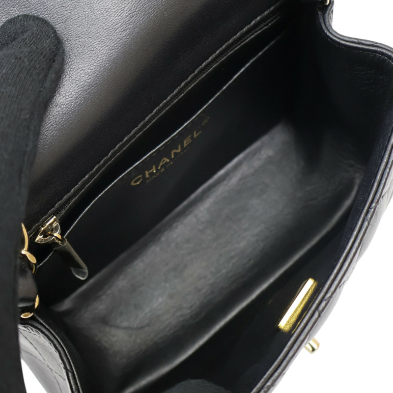 黑色羊皮 COCO Mini 肩背包 金扣【CHANEL 香奈兒】 A35200-4