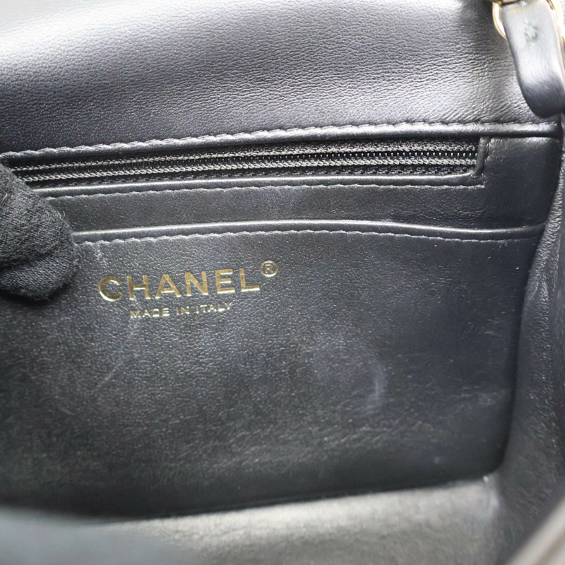 黑色羊皮 COCO Mini 肩背包 金扣【CHANEL 香奈兒】 A35200-5