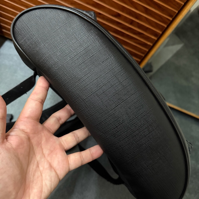 Gucci黑牛皮LOGO後背包（495563）-5