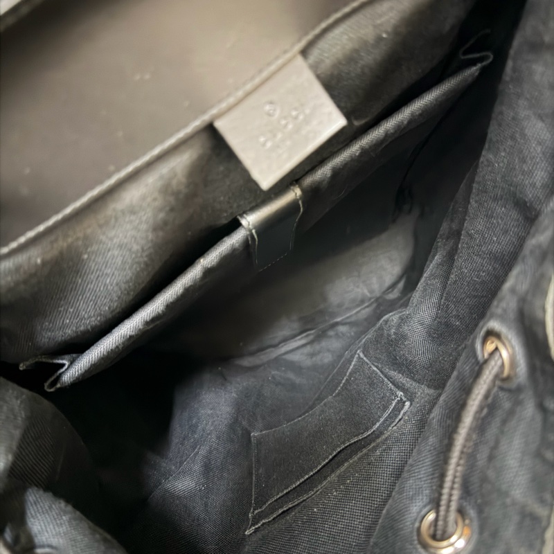 Gucci黑牛皮LOGO後背包（495563）-11