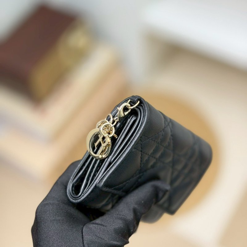 (全新品、適合送禮✨)🏷Dior 迪奧．Lady Dior Lotus 三折短夾-8