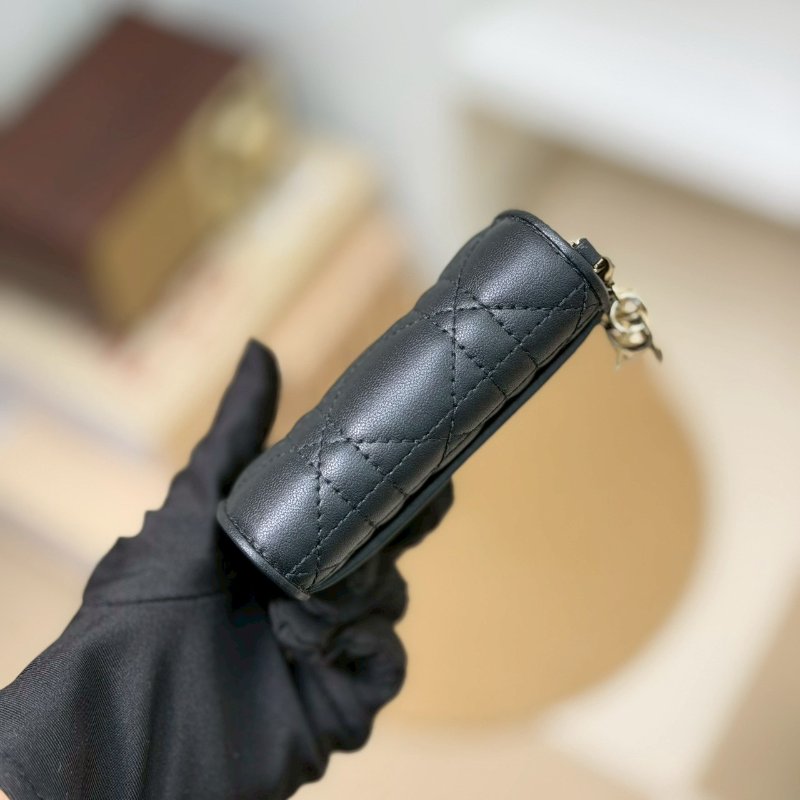 (全新品、適合送禮✨)🏷Dior 迪奧．Lady Dior Lotus 三折短夾-13