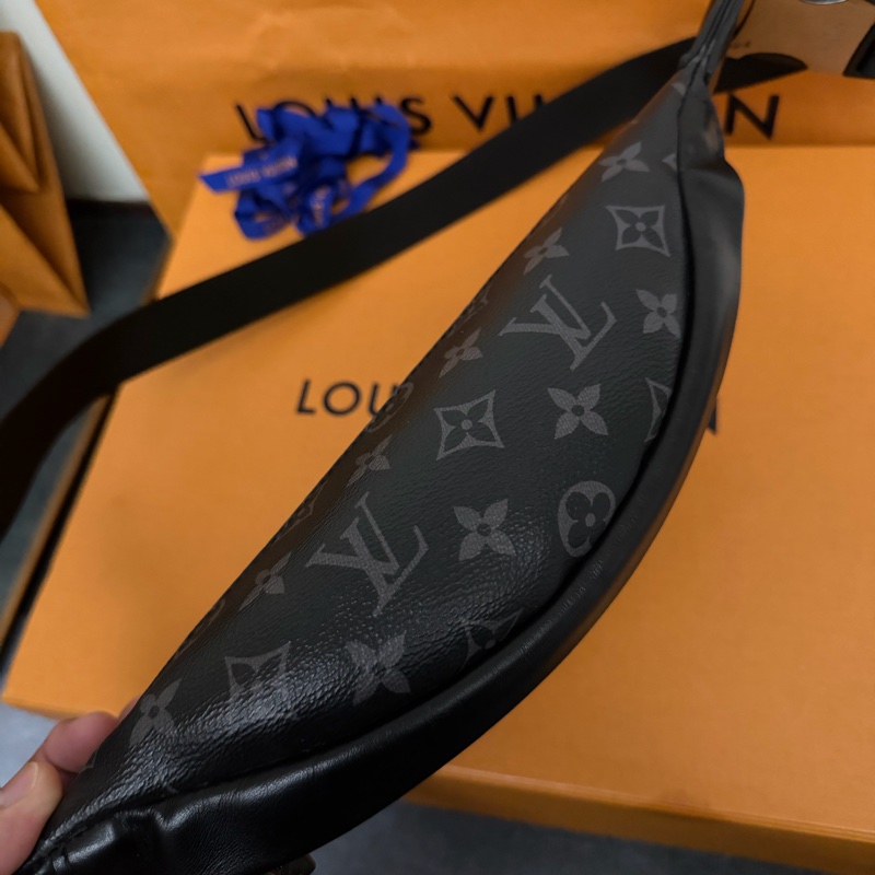 Lv新款黑花腰包（M46035 ) 芯片款-4