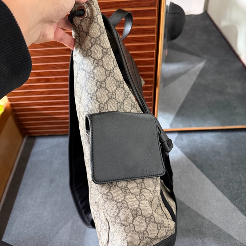 Gucci雙肩老花後背包-3