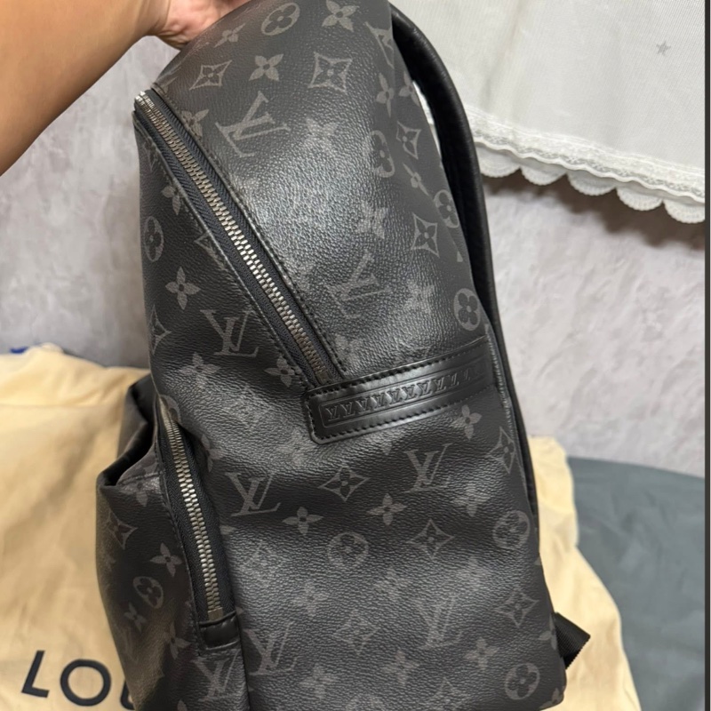 Lv黑花後背包（M43186）-3