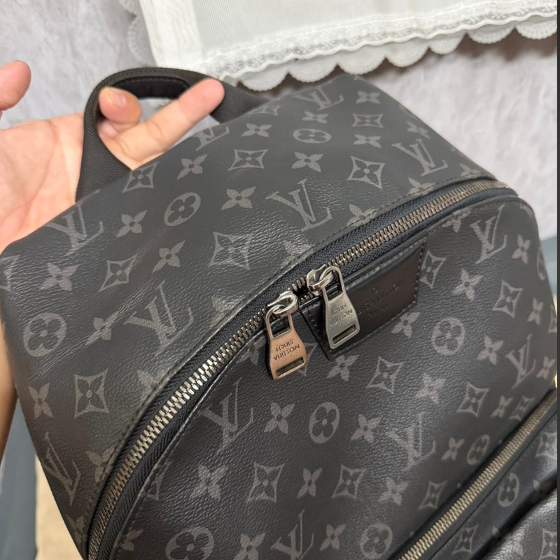 Lv黑花後背包（M43186）-4