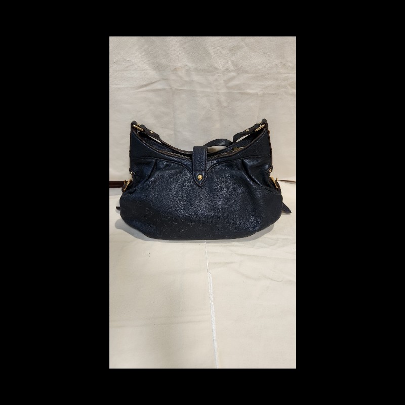 LV Mahina 全牛皮水餃手提肩背包-1