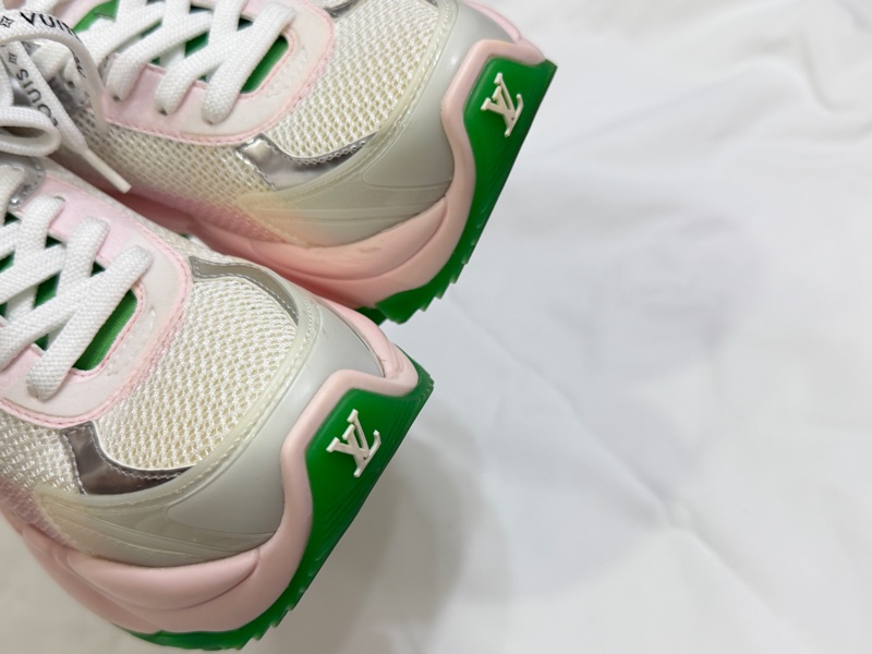 Louis Vuitton Run 55系列運動鞋 專櫃42000 半價入手-5