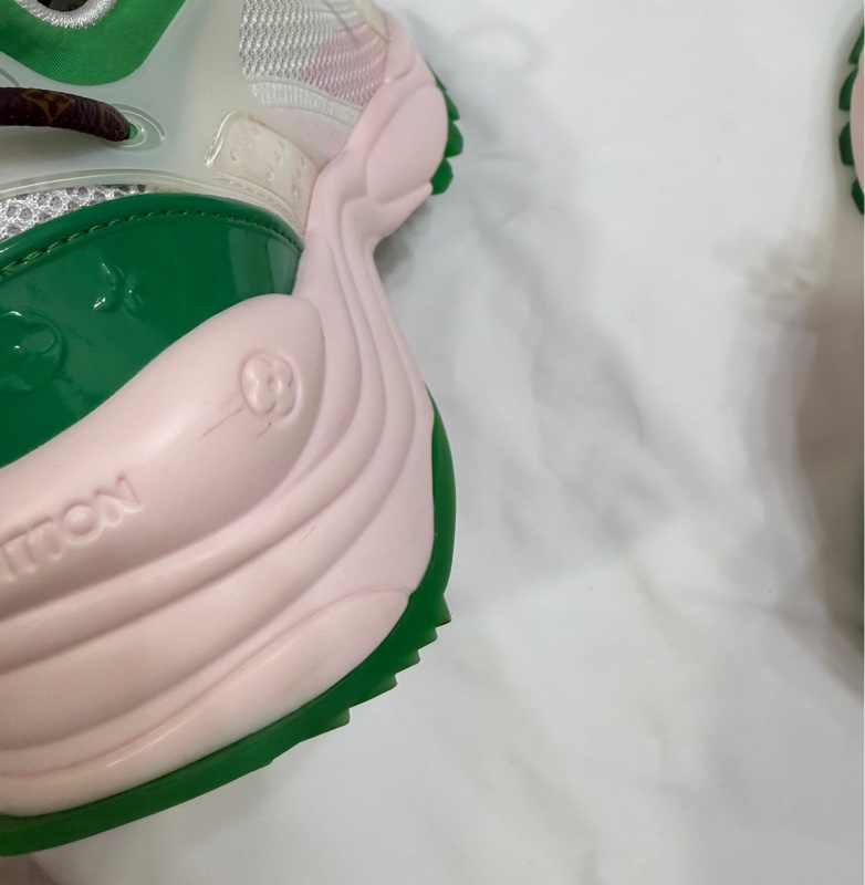 Louis Vuitton Run 55系列運動鞋 專櫃42000 半價入手-10