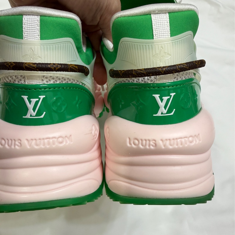 Louis Vuitton Run 55系列運動鞋 專櫃42000 半價入手-14