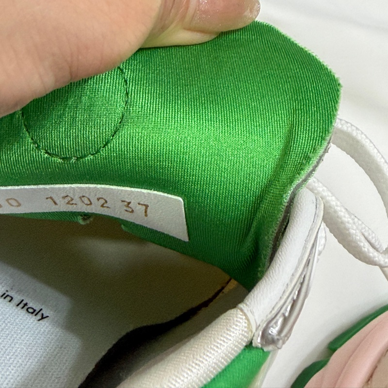 Louis Vuitton Run 55系列運動鞋 專櫃42000 半價入手-16