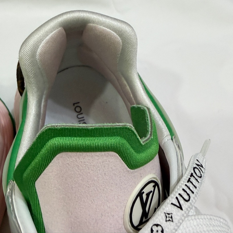 Louis Vuitton Run 55系列運動鞋 專櫃42000 半價入手-19