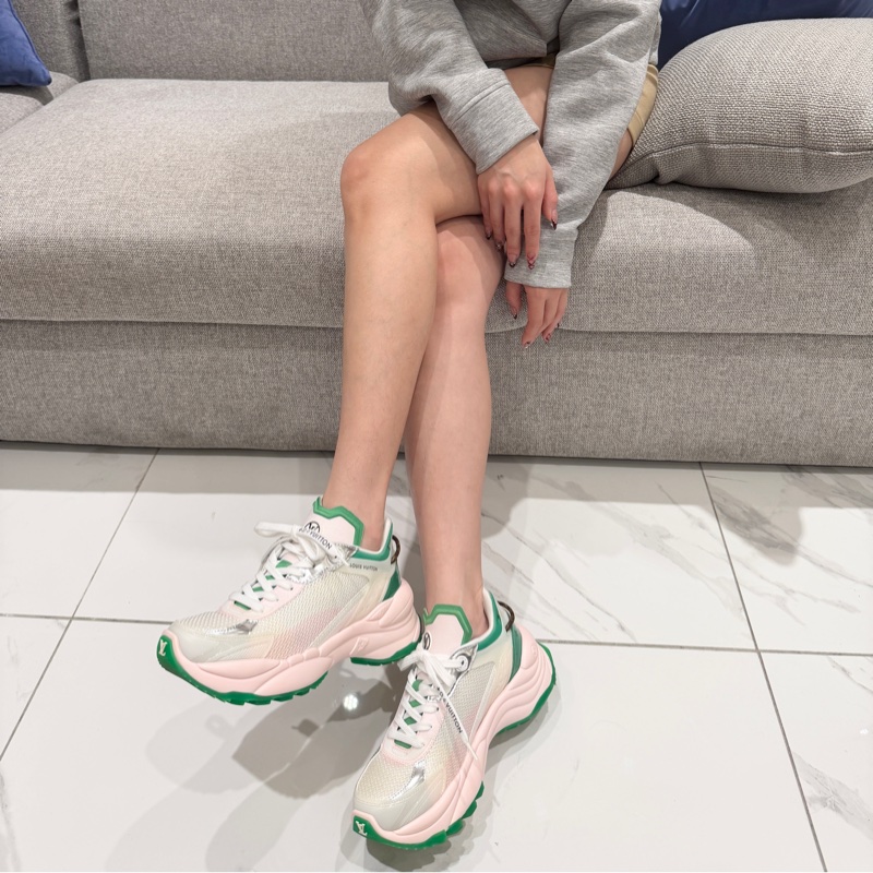 Louis Vuitton Run 55系列運動鞋 專櫃42000 半價入手-23