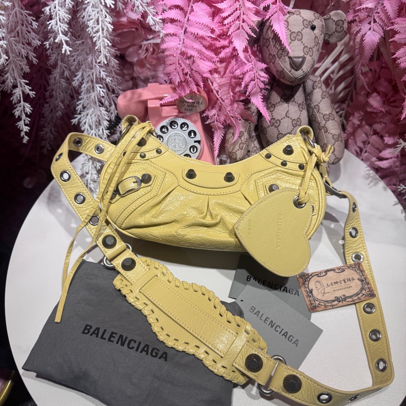 Balenciaga 巴黎世家機車包/月牙包/王吉娜古董精品-0