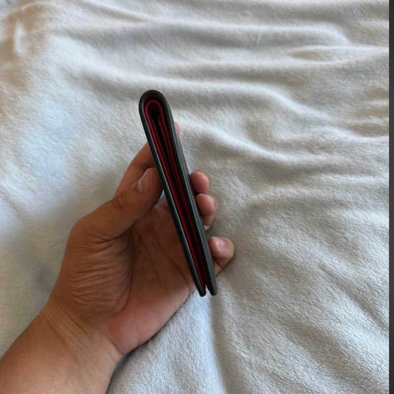 Fendi怪獸眼睛黑色牛皮對折短夾-2