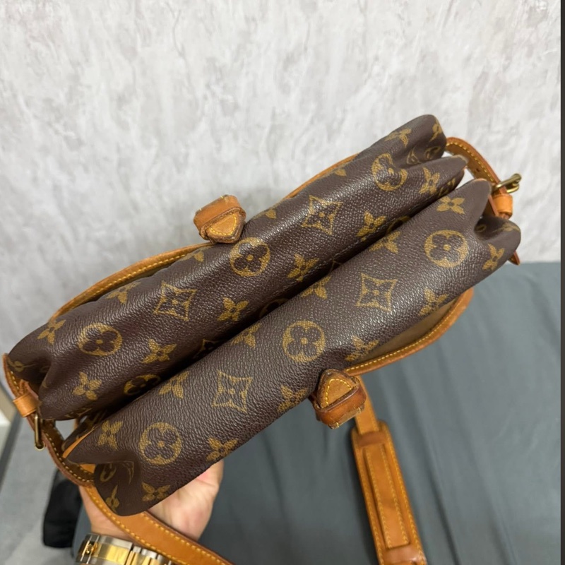 Lv雙子星馬鞍包(M42256)-6