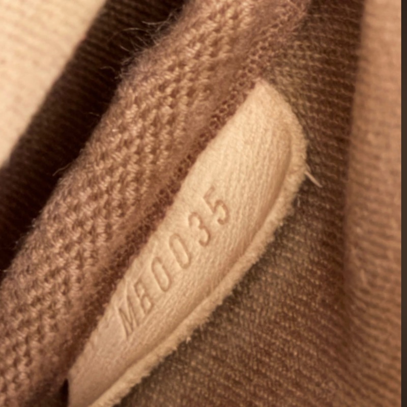 Lv雙子星馬鞍包(M42256)-13