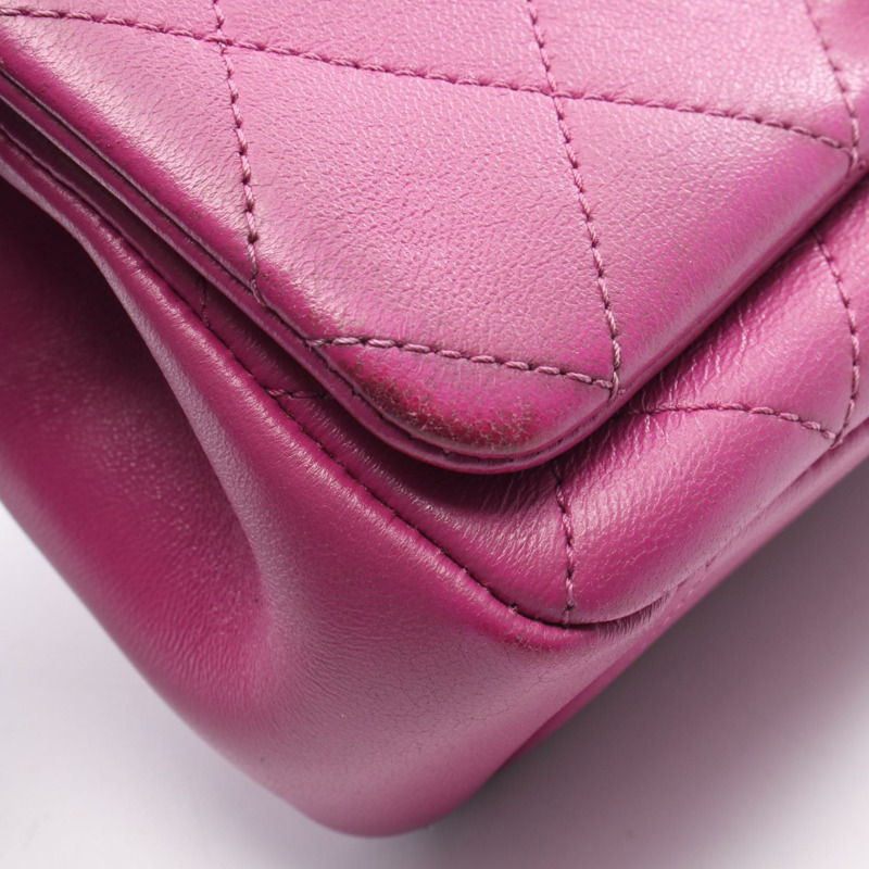 香奈兒 (CHANEL) 絎縫小號翻蓋鏈條肩背斜背包，粉紅色皮革，金色五金，二手-8