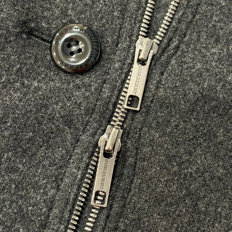 Burberry 倫敦  深灰雙排扣軍裝皮革扣挺版羊毛斗蓬大衣-5