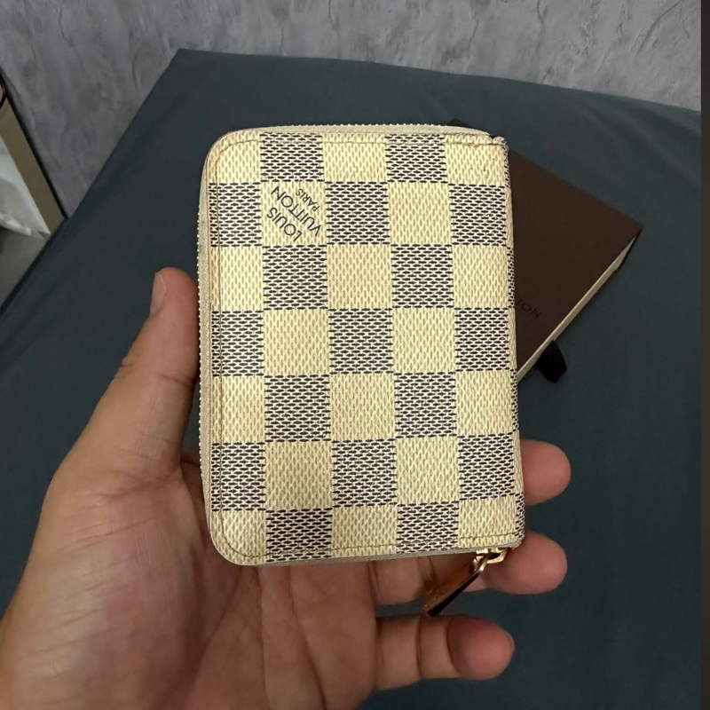 Lv白色棋盤格零錢包-1