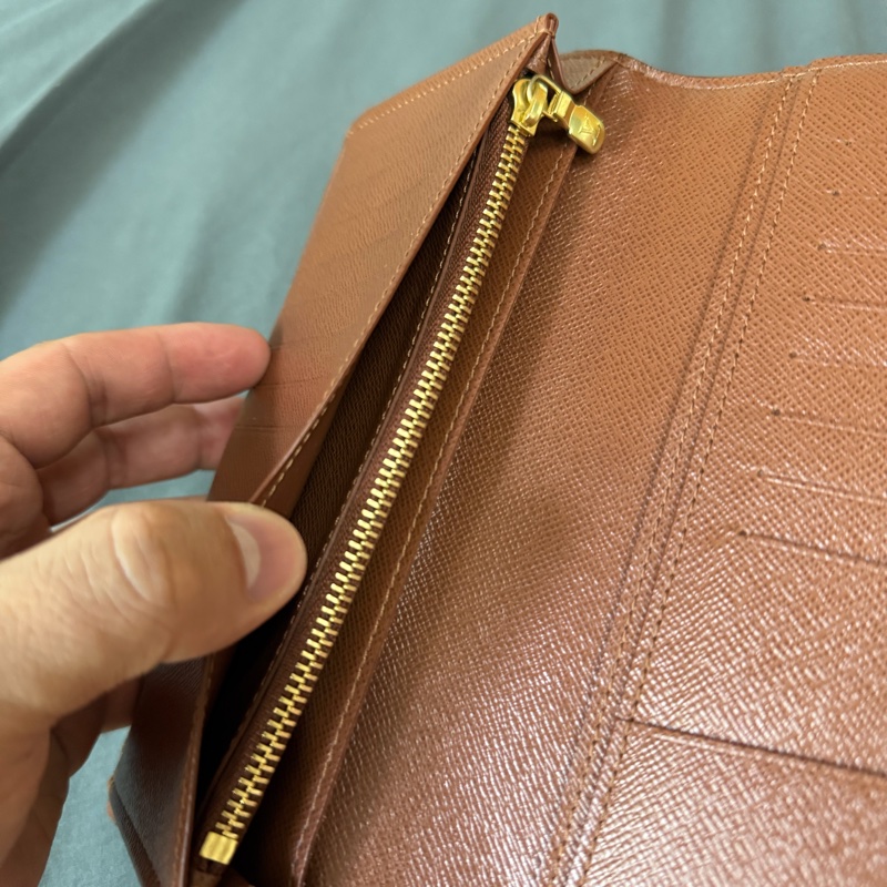 Lv 老花對開長夾-6