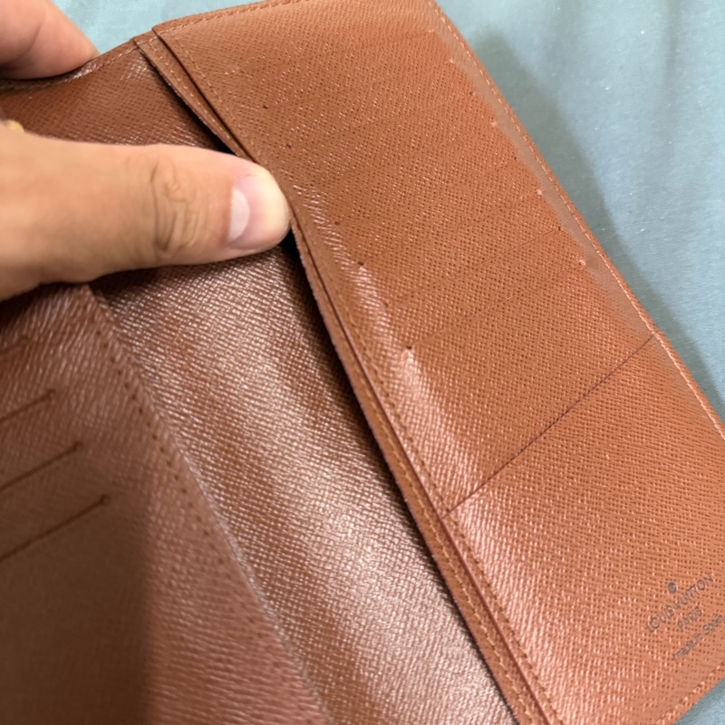 Lv 老花對開長夾-7