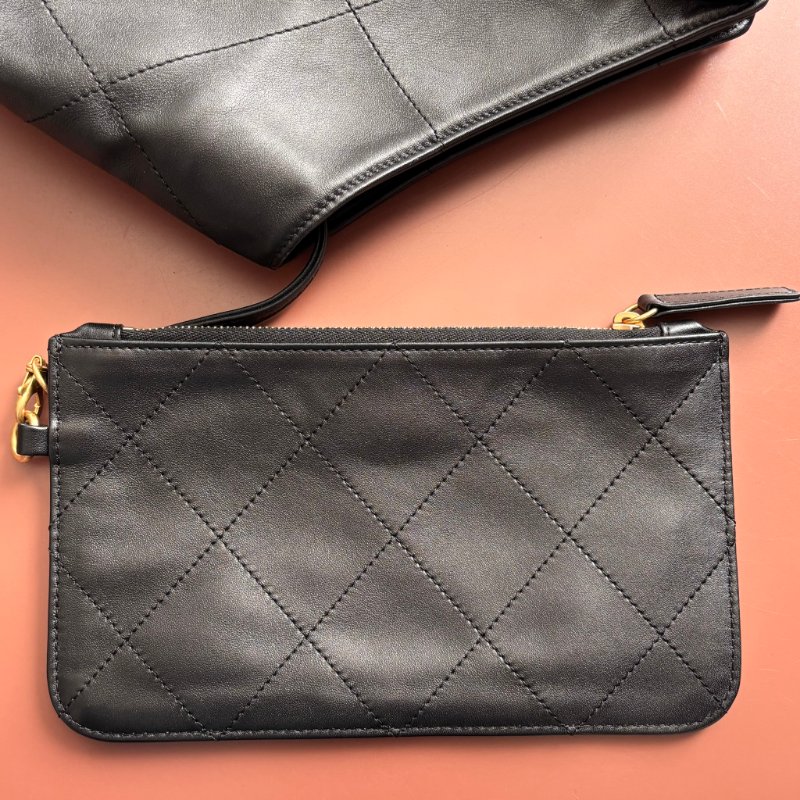 GD權志龍同款 ::CHANEL:: 25S  大號 TOTE 大托特 購物袋 黑金牛皮手提標 肩背包-4