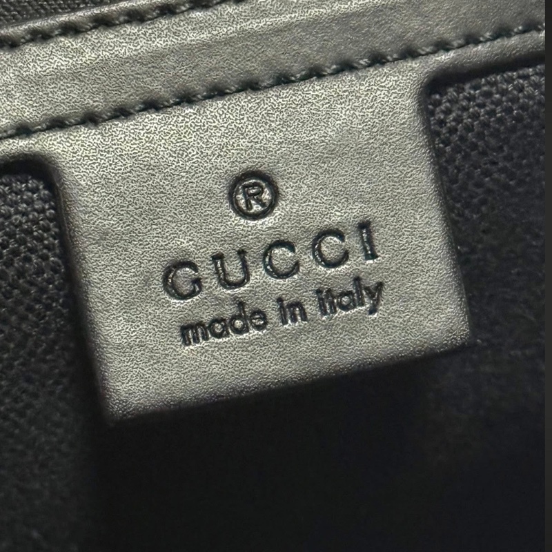 Gucci 單肩斜挎手拿包-8
