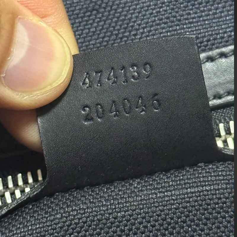 Gucci 單肩斜挎手拿包-9