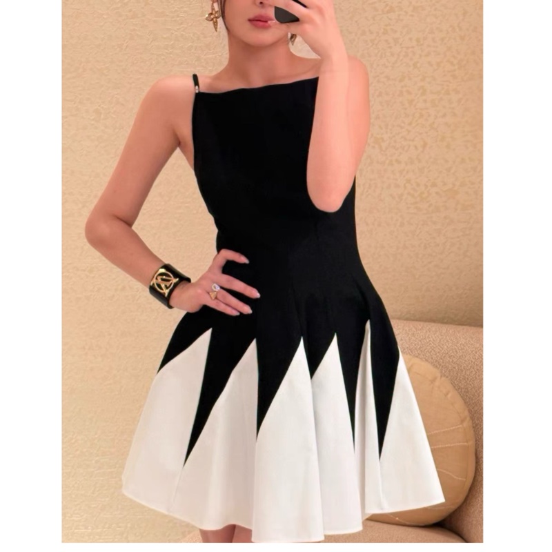 Lv 全新黑白航海系列洋裝/王吉娜古董精品-1