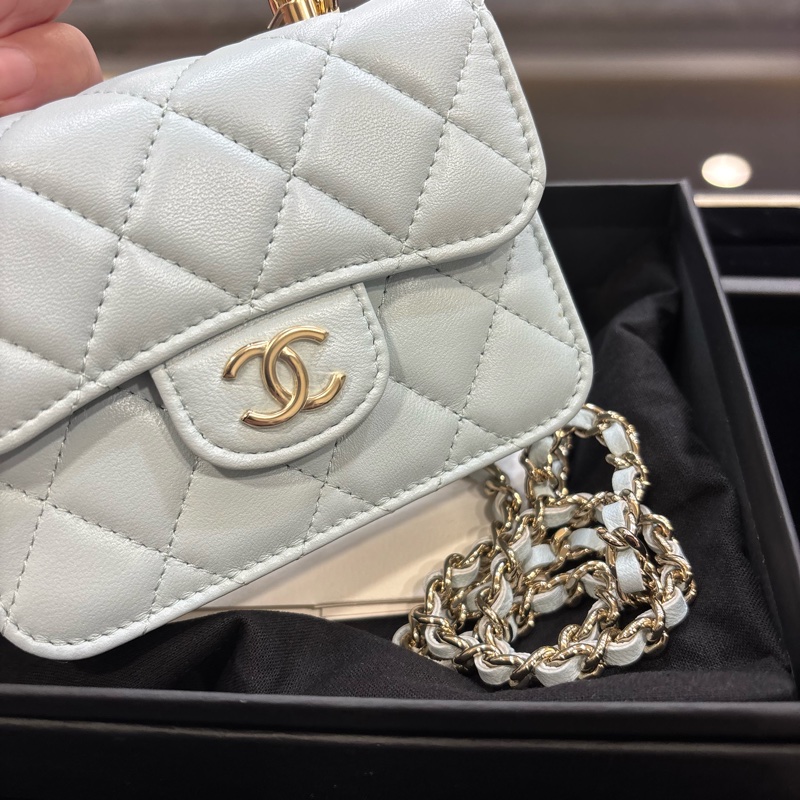 Chanel 全新 CHANEL 香奈兒 羊皮21K 提把鏈條翻蓋卡包-9